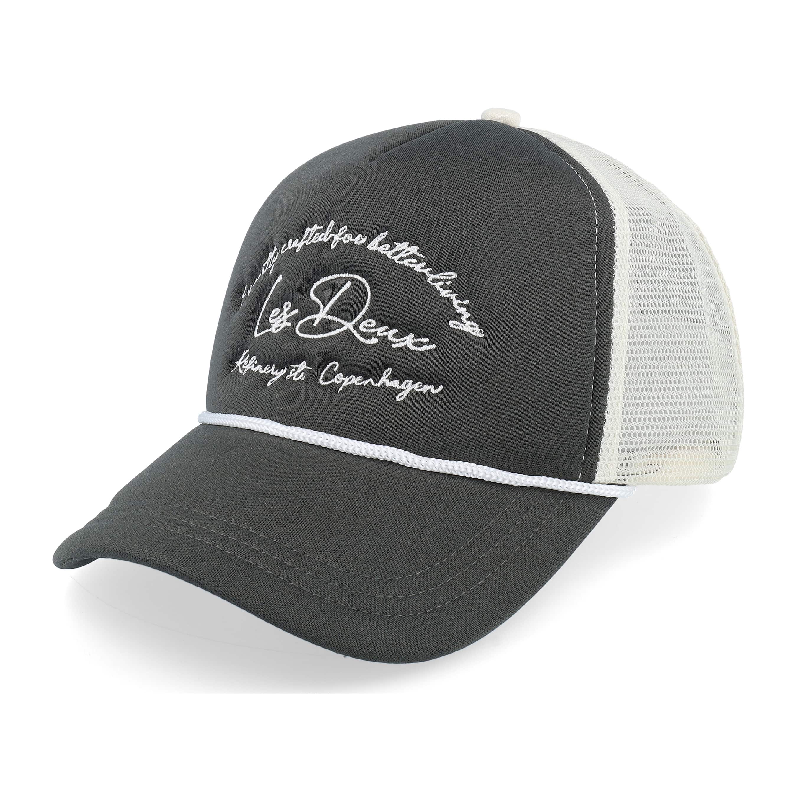 LES DEUX CAMDEN TRUCKER CAP