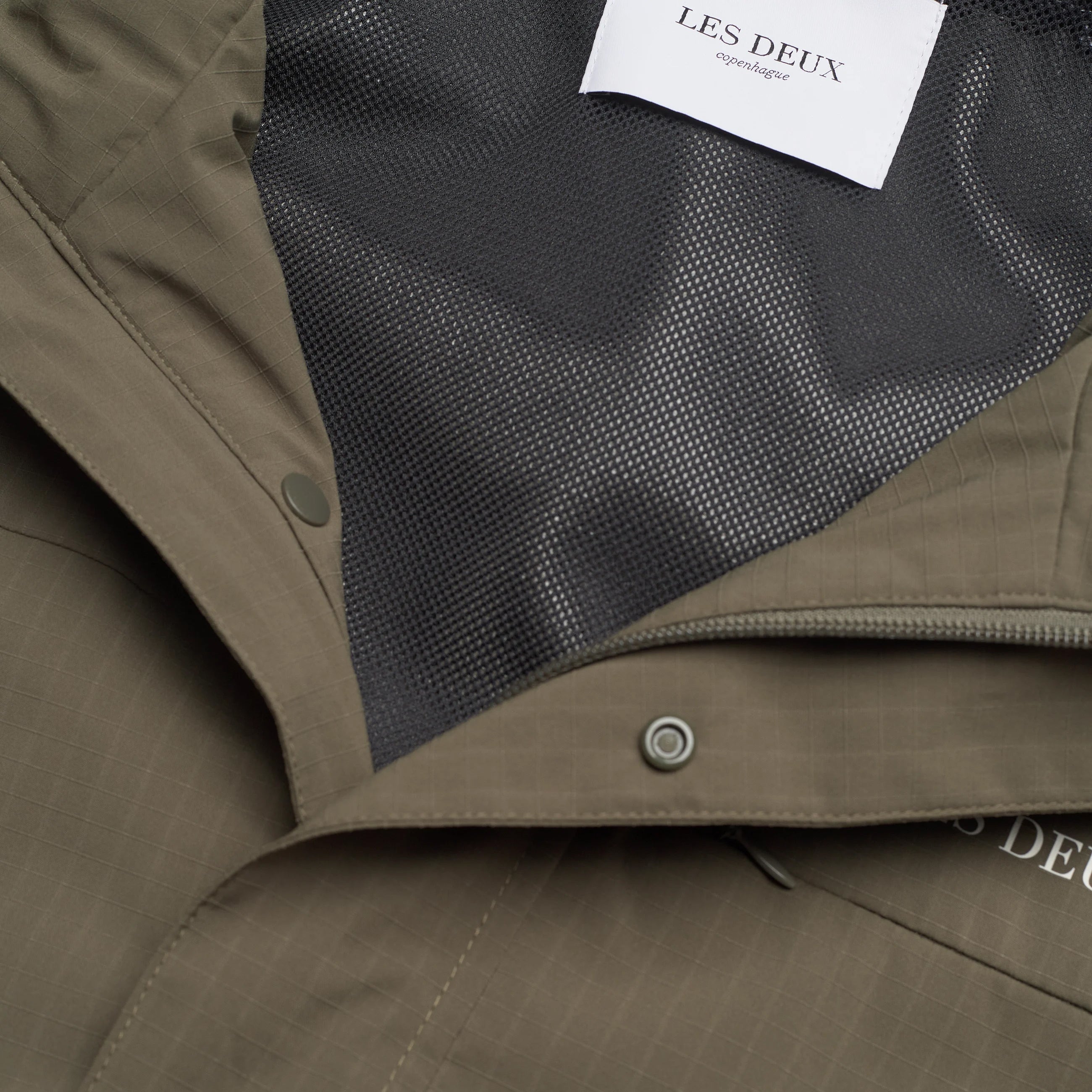 LES DEUX MILES RIPSTOP WINDBREAKER