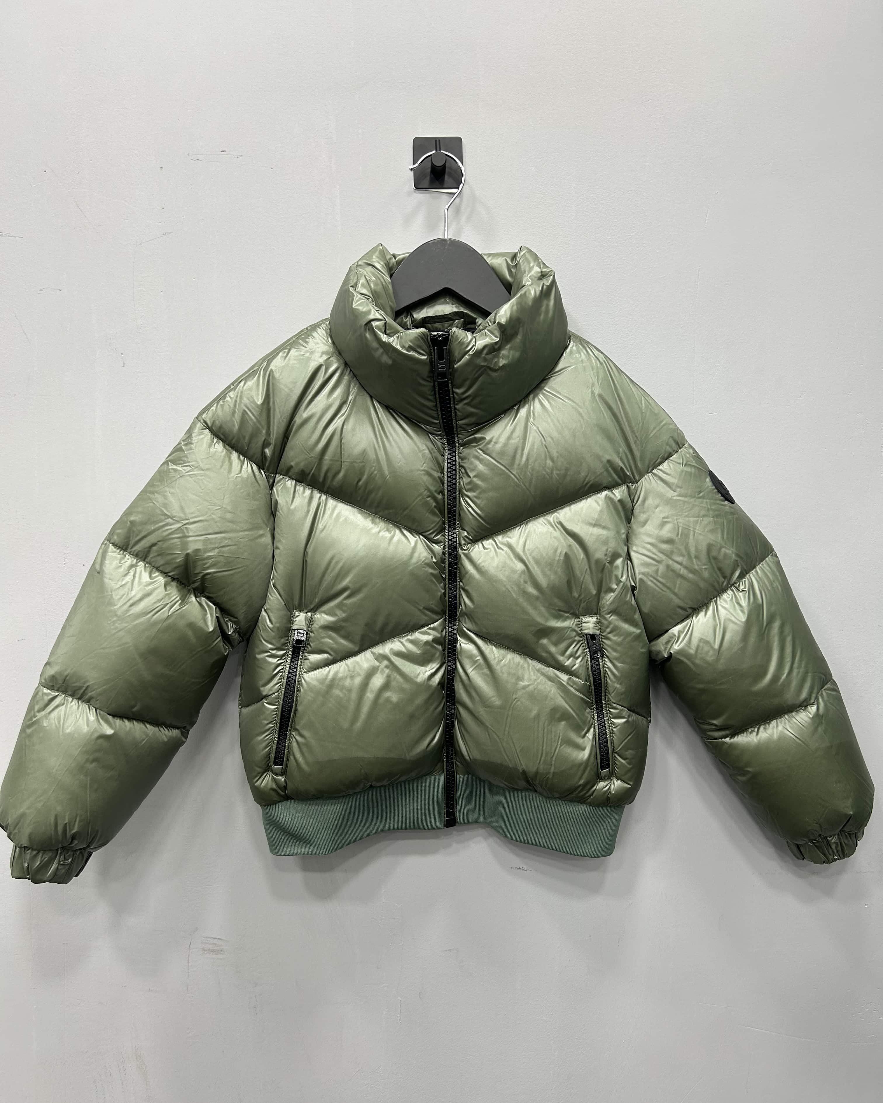 WOOLRICH KIDS GIRLS ALIQUIPPA GLOSSY DOWN JACKET