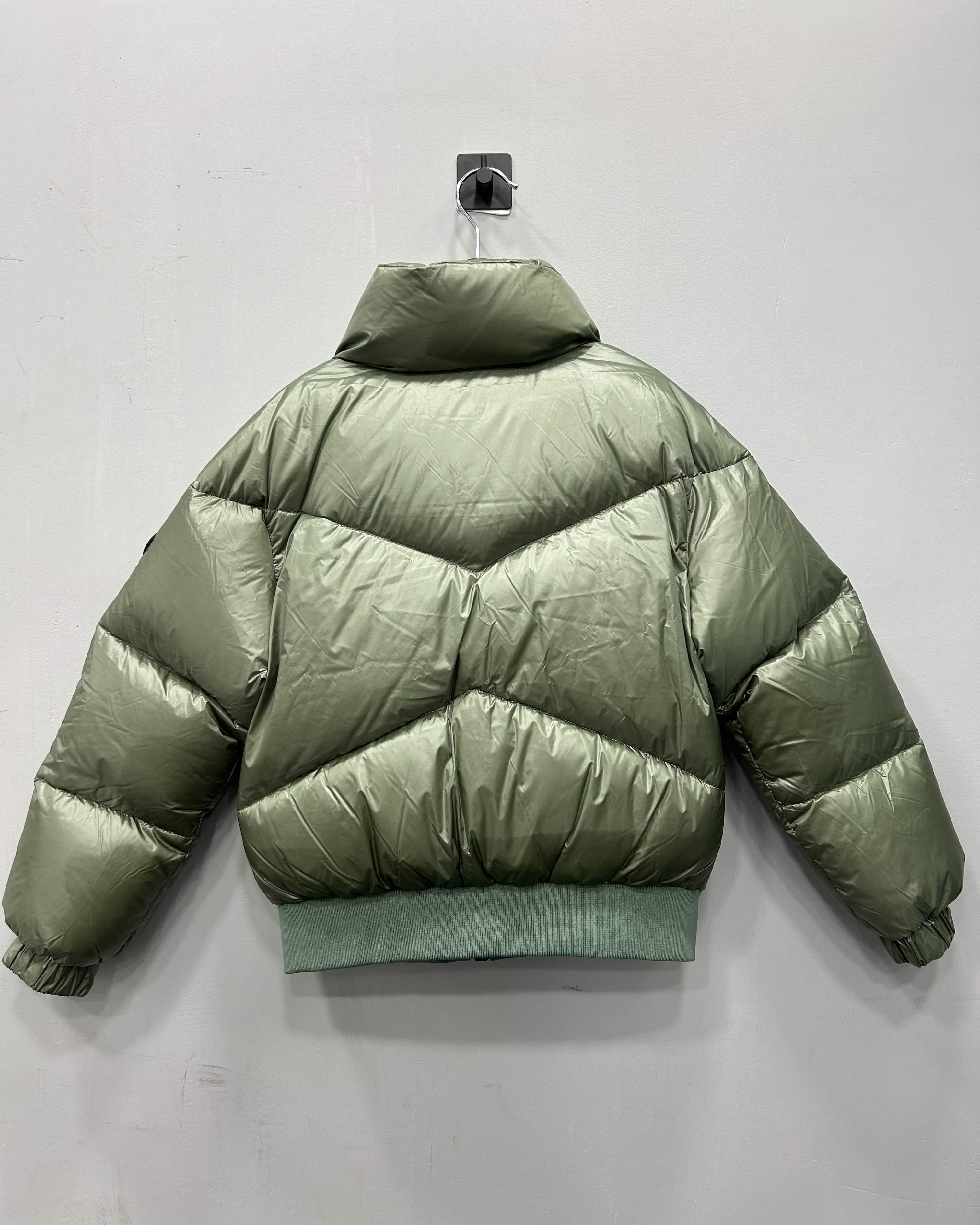 WOOLRICH KIDS GIRLS ALIQUIPPA GLOSSY DOWN JACKET