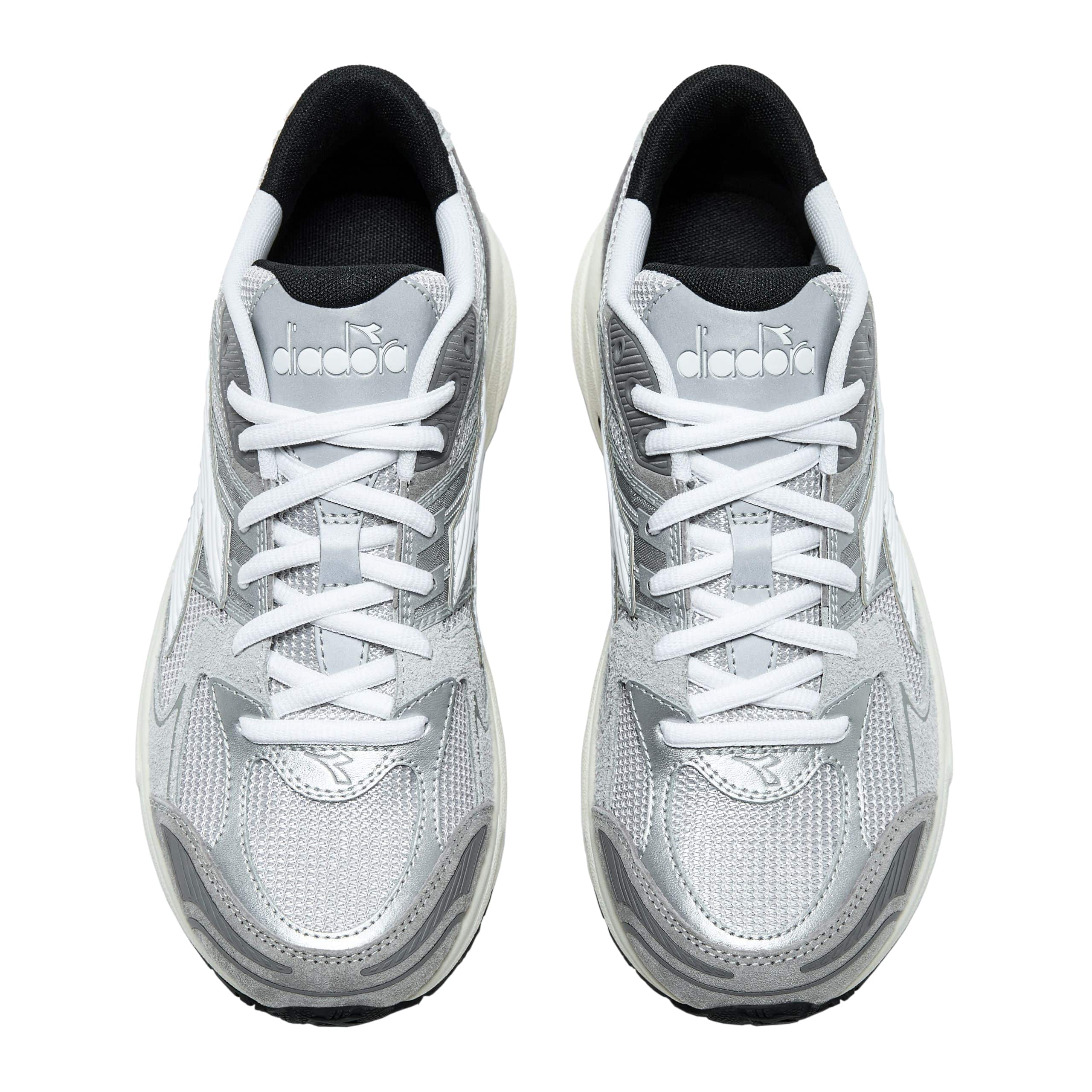 DIADORA MYTHOS STAR TRAINERS