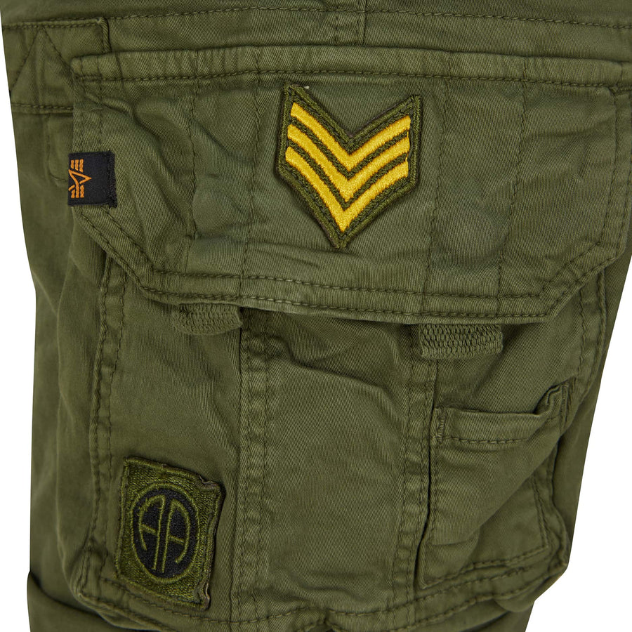 ALPHA INDUSTRIES CREW PATCH CARGO SHORTS