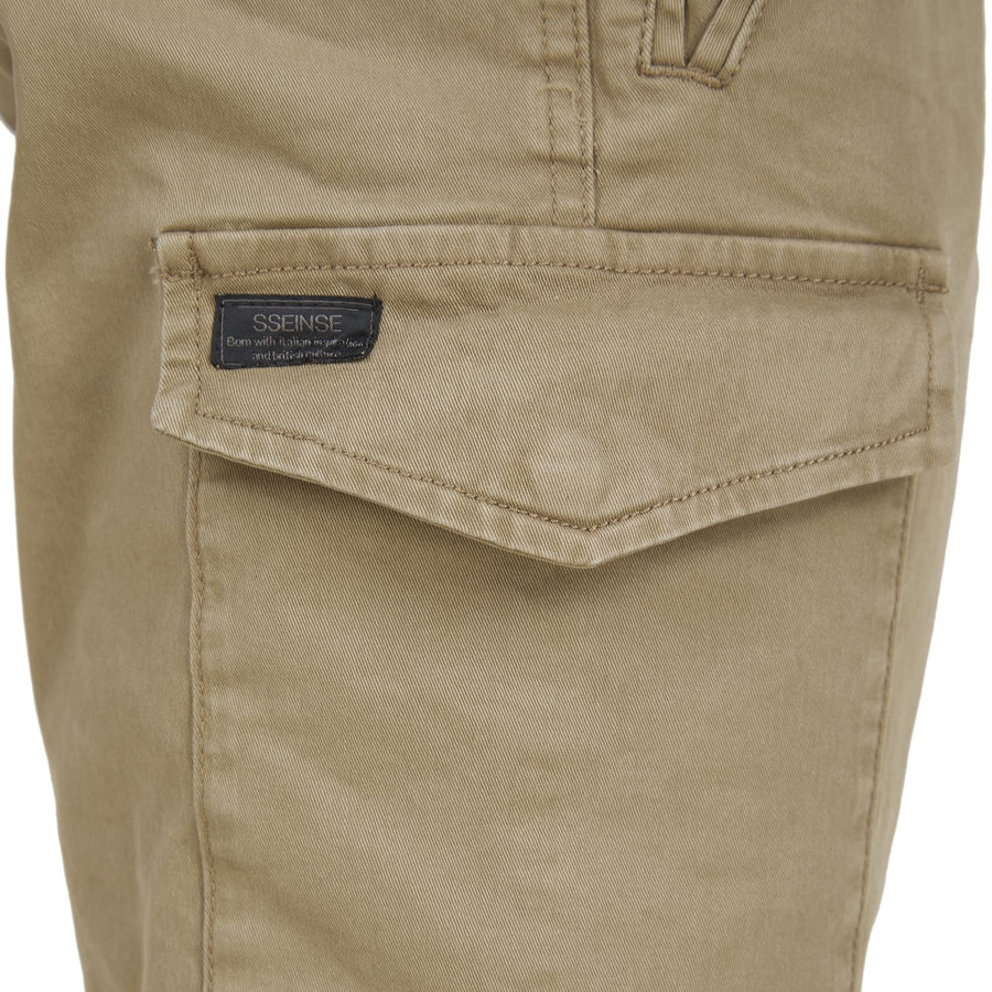 SSEINSE CARGO TROUSERS